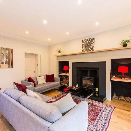 Self Catering , City Centre Apartment With Parking EDI Kültér fotó